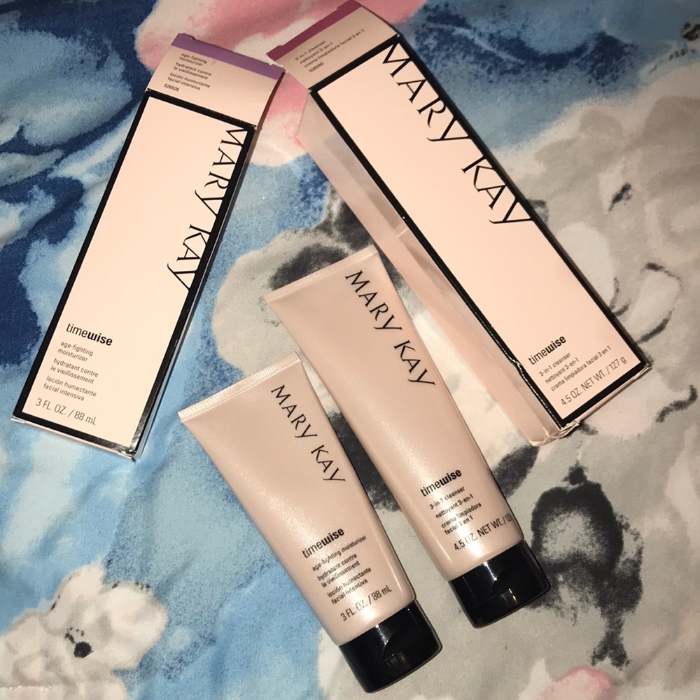 New Mary Kay 3 in 1 cleanser and moisturizer